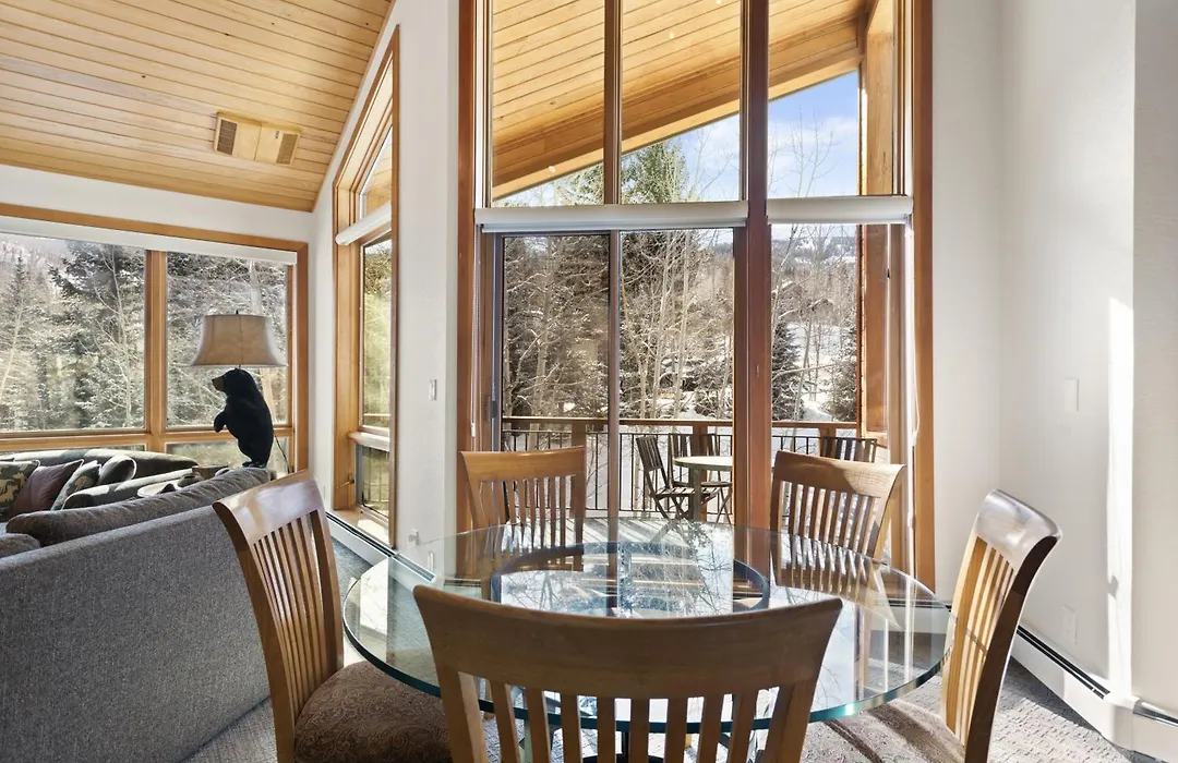 New Snowmass View Townhome Ski-In Ski-Out By The Woodrun V Townhouses-1